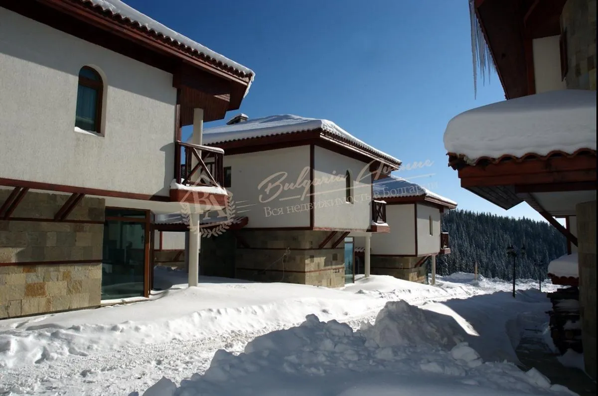 Уютный, меблированный дом с видом на горы и лес в Пампорово