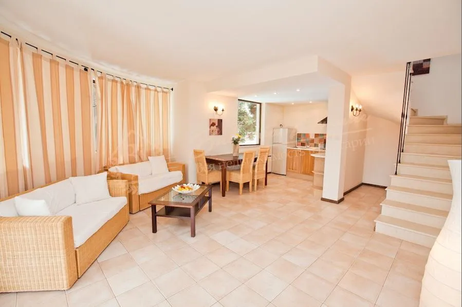 Вилла в средиземнаморском стиле в 200м от моря на Черноморском побережье