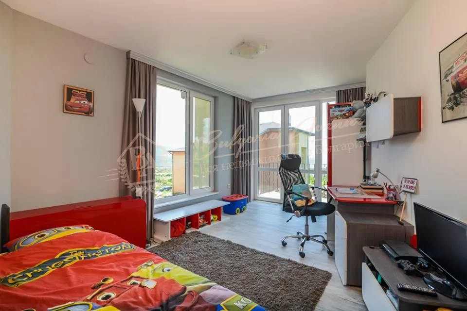 Стильной дом с видом на море, чистым воздухом и хорошей мебелью