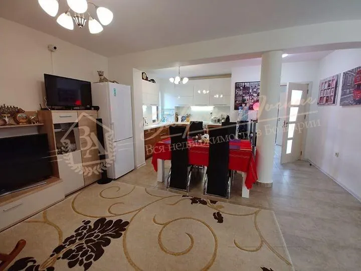 Новый двухэтажный дом от застройщика в г.Бургас