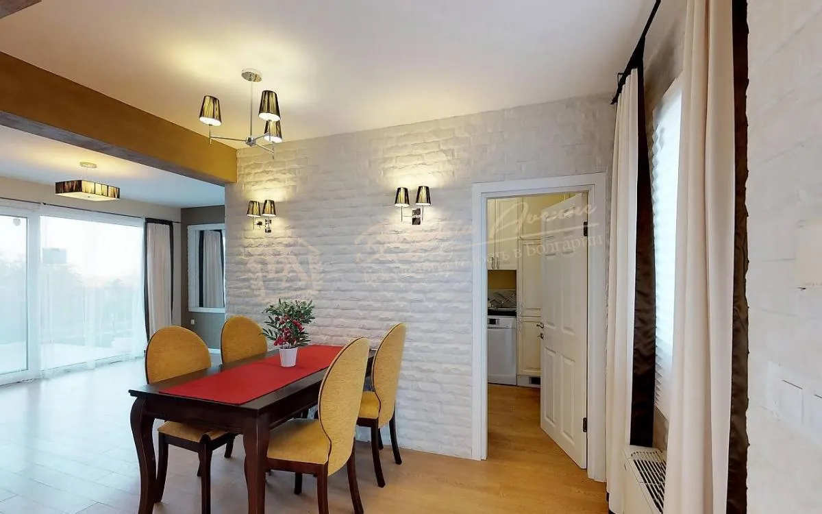 Частный дом, средиземноморского стиля с видом на море в коттеджном поселке