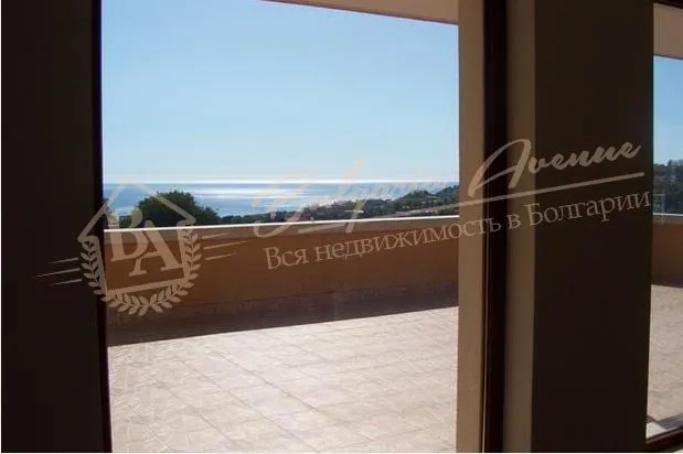 Частный новый дом с видом на море