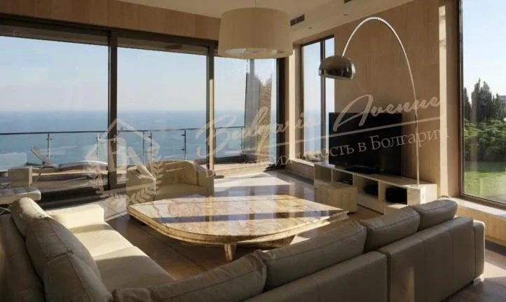 Дом премиум класса люкс с панорамным видом у моря