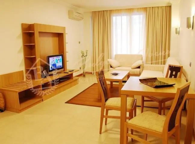 Студия на первой линии с собственным пляжем, Равда