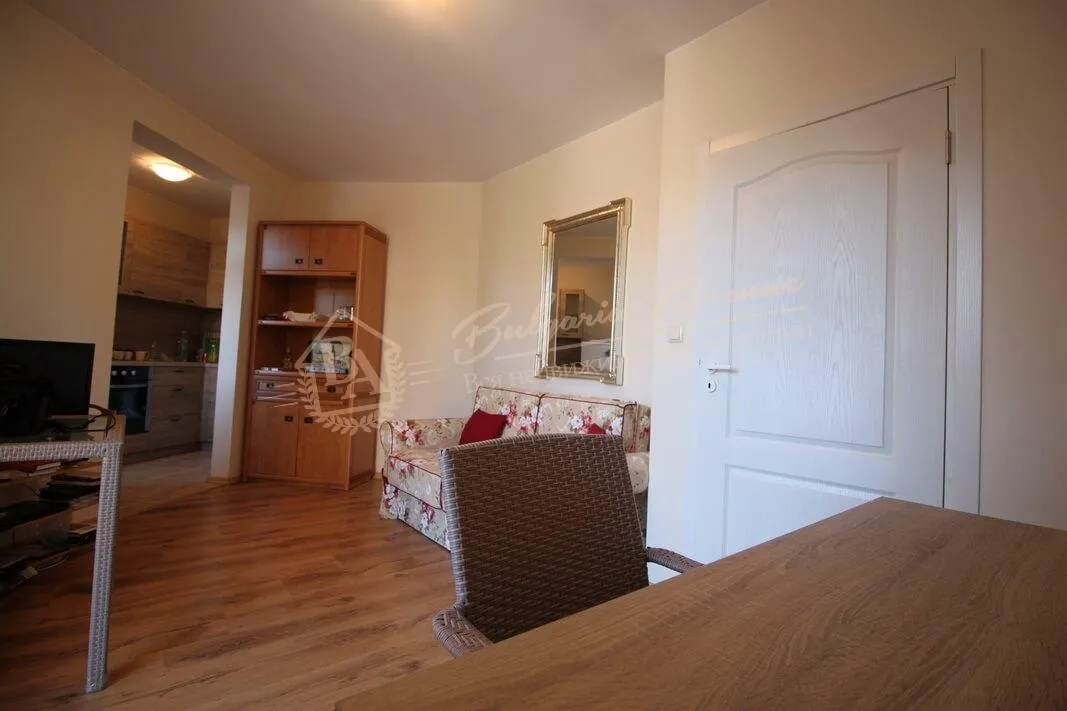 Апартамент с 1 спальней класса люкс на южном побережье в 120м от моря, Равда