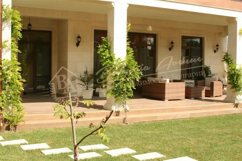 Элитный, частный дом премиум класса люкс у моря в г.Варна