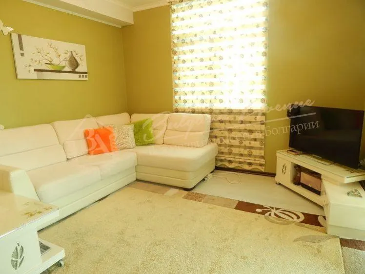 Элитная квартира в жилом доме в 100м от моря, Равда