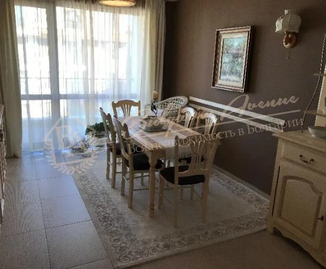 Элитная, просторная квартира с 2 спальнями в комплексе у моря, Равда