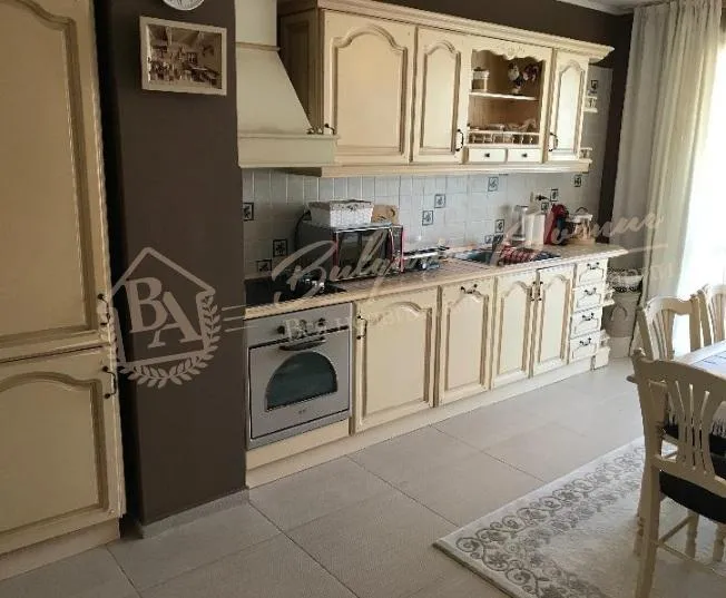 Элитная, просторная квартира с 2 спальнями в комплексе у моря, Равда