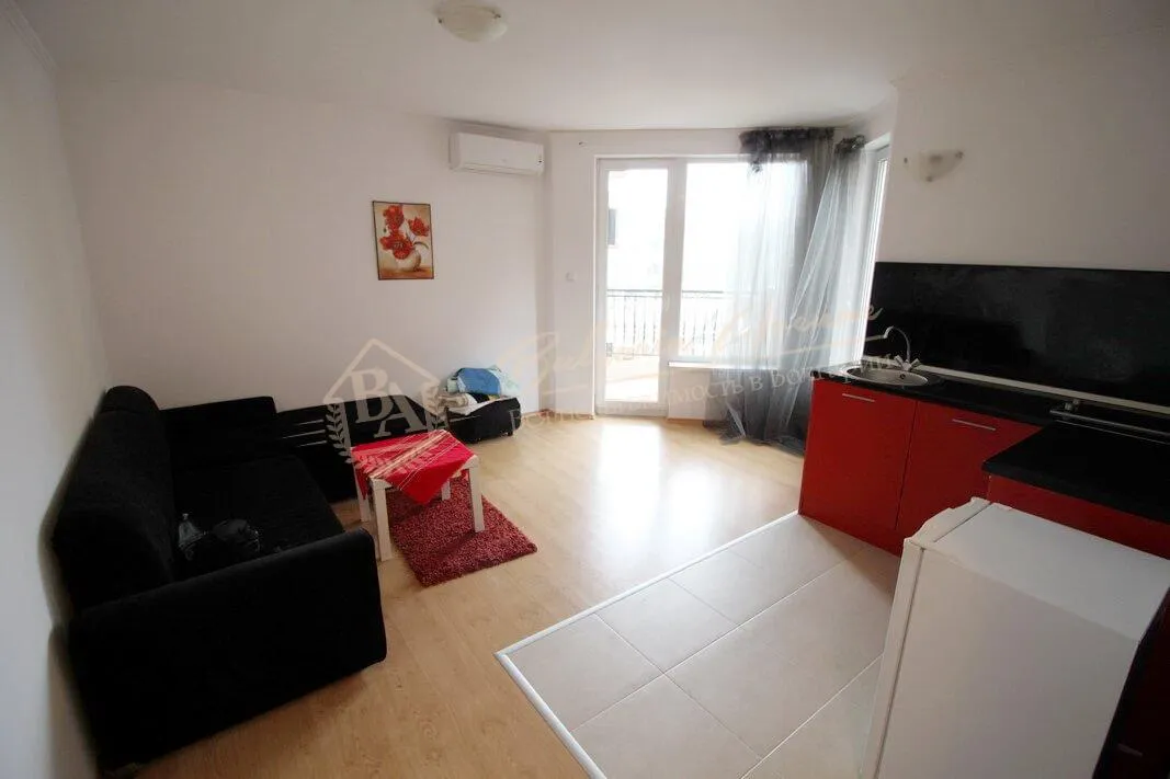 Студия в потрясающем жилом доме, Святой Влас