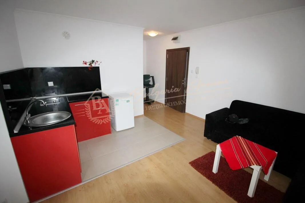 Студия в потрясающем жилом доме, Святой Влас