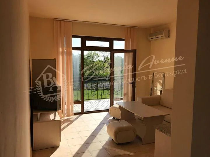 Панорамная квартира в комплексе у моря в 100м от пляжа, г.Святой Влас