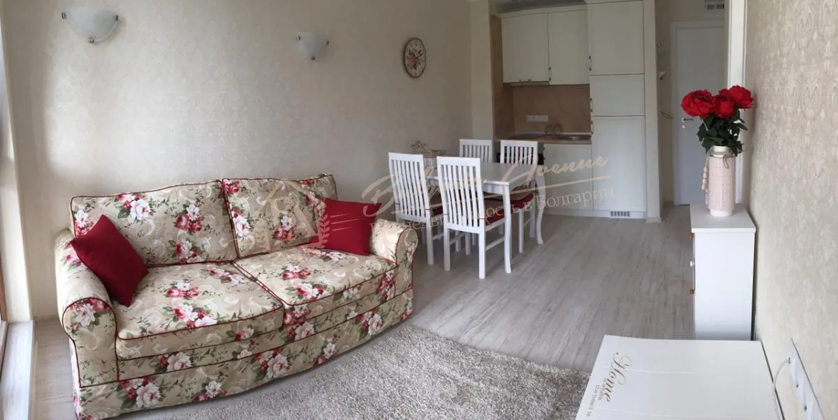 Квартира с 1 спальней. Класса люкс, с мебелью. г.Святой Влас