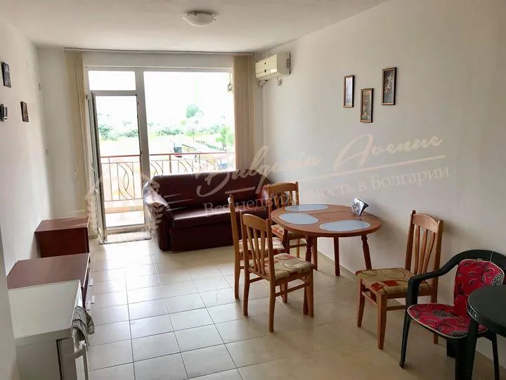 Просторная квартира с 1 спальней, площадью 70 кв.м на южном побережье у моря