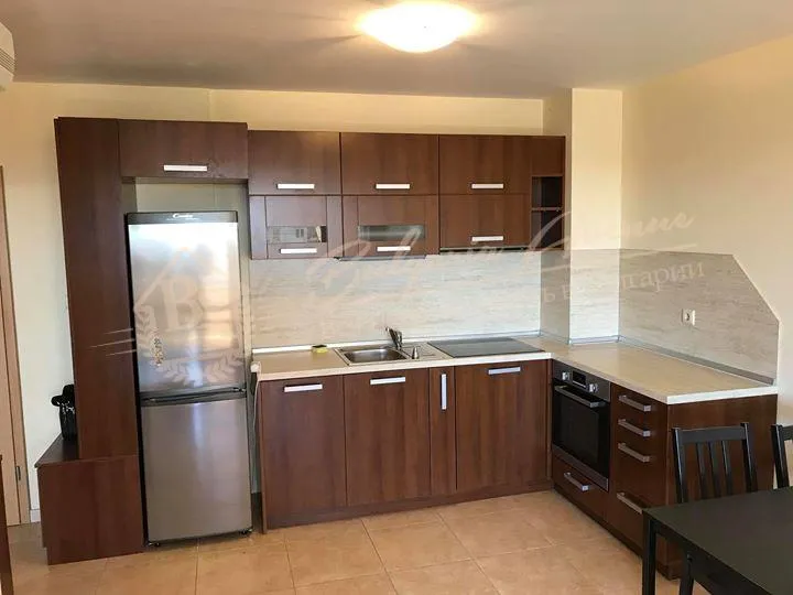 Новый, Отличная квартира с 1 спальней в 6 минутах от пляжа, низкая цена