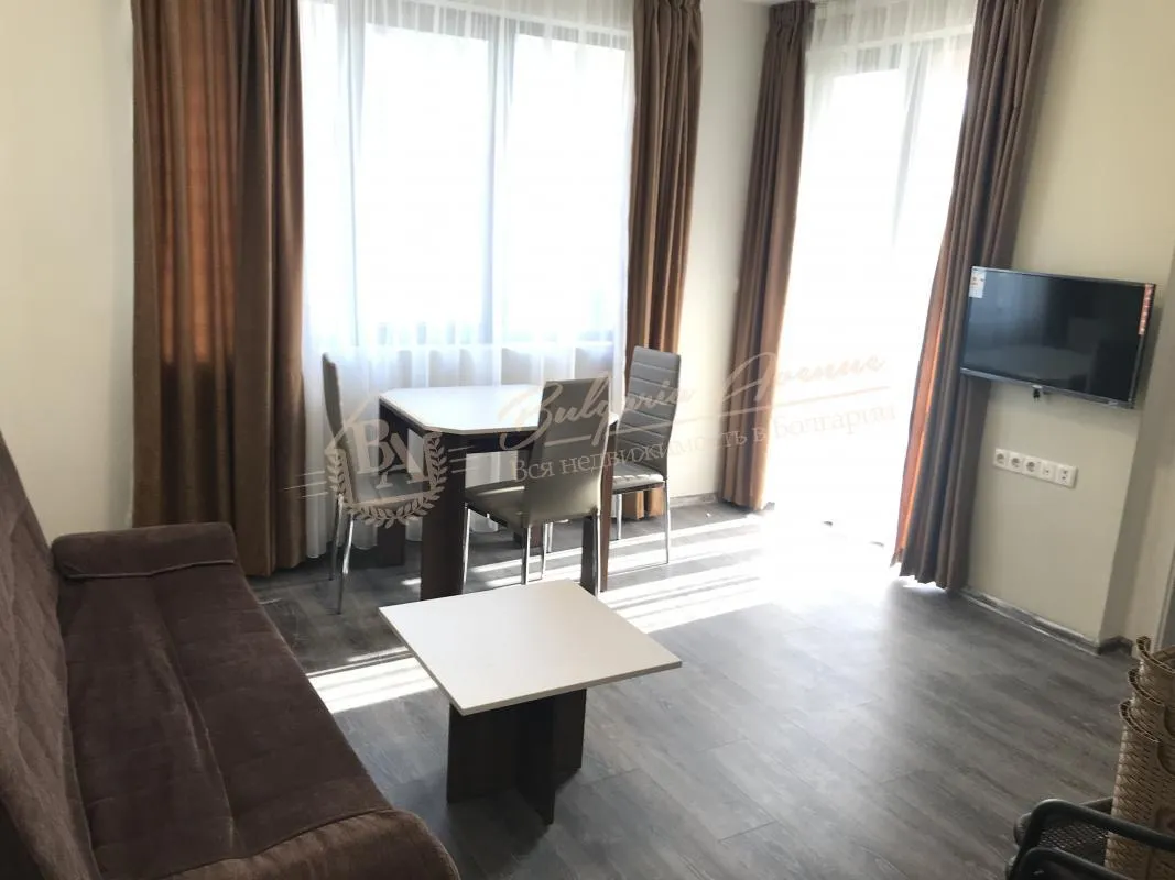 Квартира со своим двориком в закрытом комплексе на южном побережье у моря