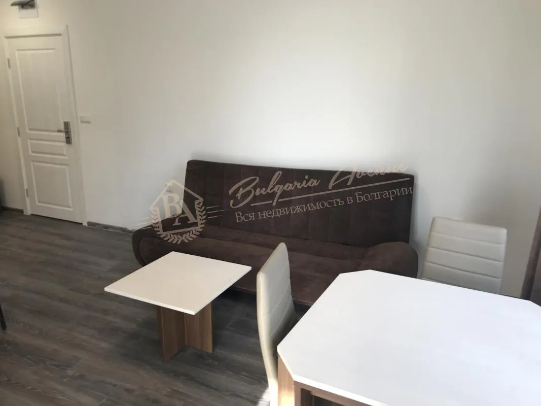 Квартира со своим двориком в закрытом комплексе на южном побережье у моря