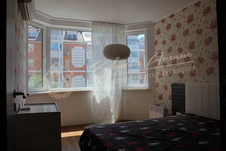 Уютный апартамент с 1 спальней со своей парковкой у моря, к.Солнечный берег