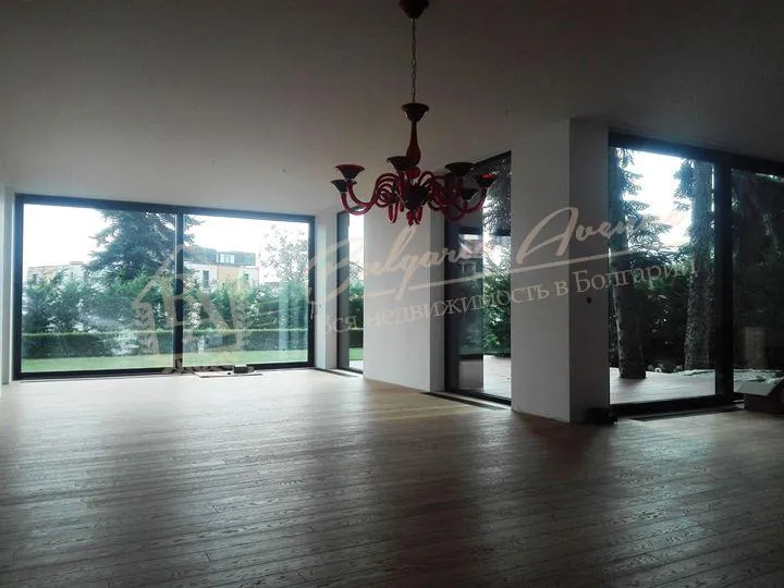 Частный дом с низким потреблением электроэнергии у моря, г.Варна