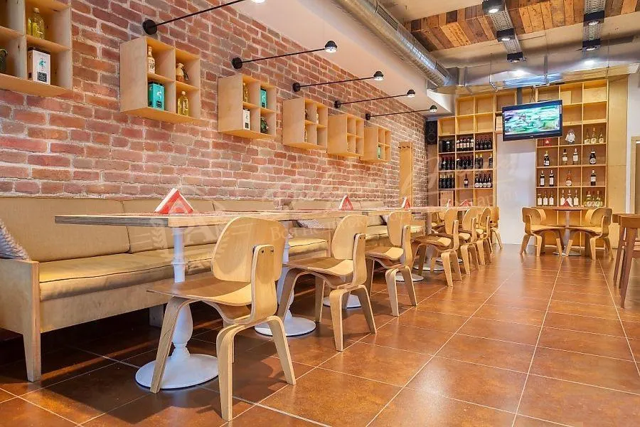 Новый Итальянский ресторан в самом центре г.Бургас