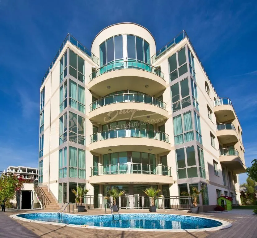 Отель класса люкс в 5 минутах от пляжа, г.Несебр