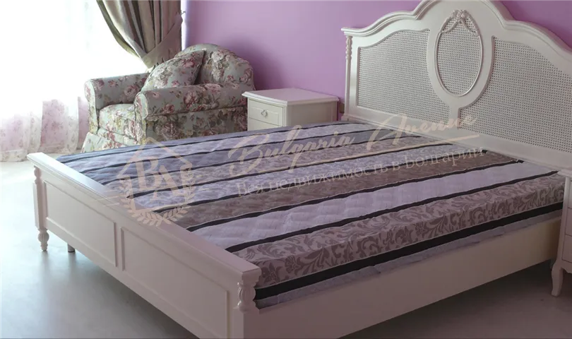 Закрытая резиденция с садом и бассейном у моря в Морской столице г.Варна