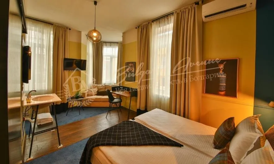 Действующий, стильный семейный отель в центре Морской столице г.Варна