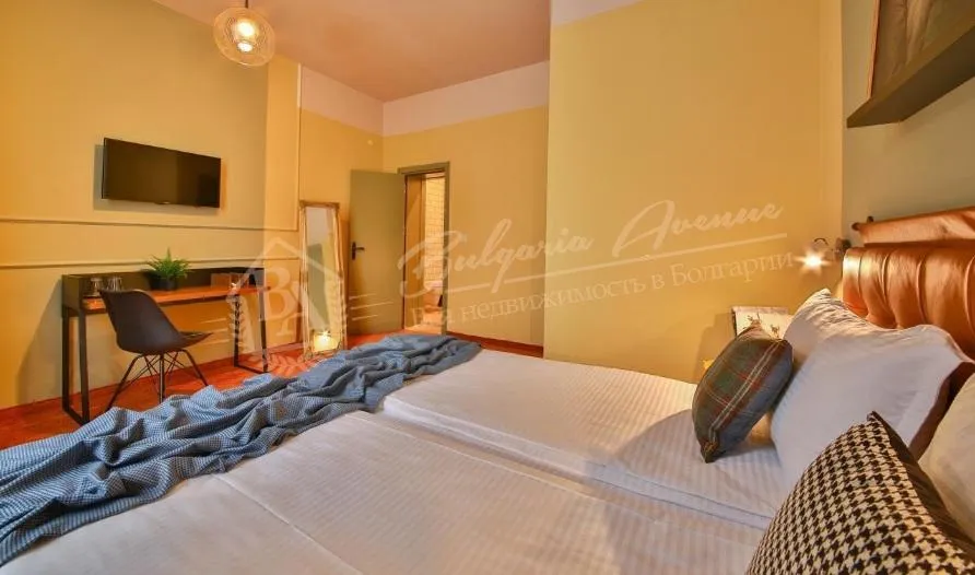 Действующий, стильный семейный отель в центре Морской столице г.Варна