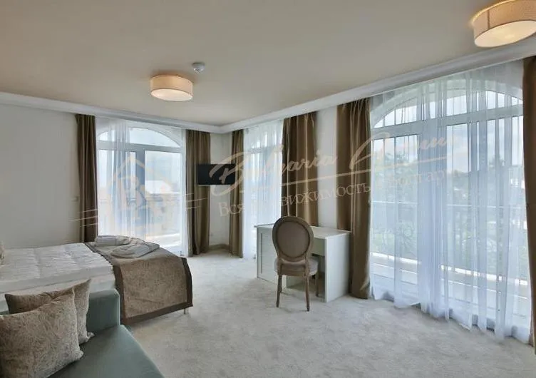 Новый отель класса люкс в самом лучшем районе Морской столицы г.Варны