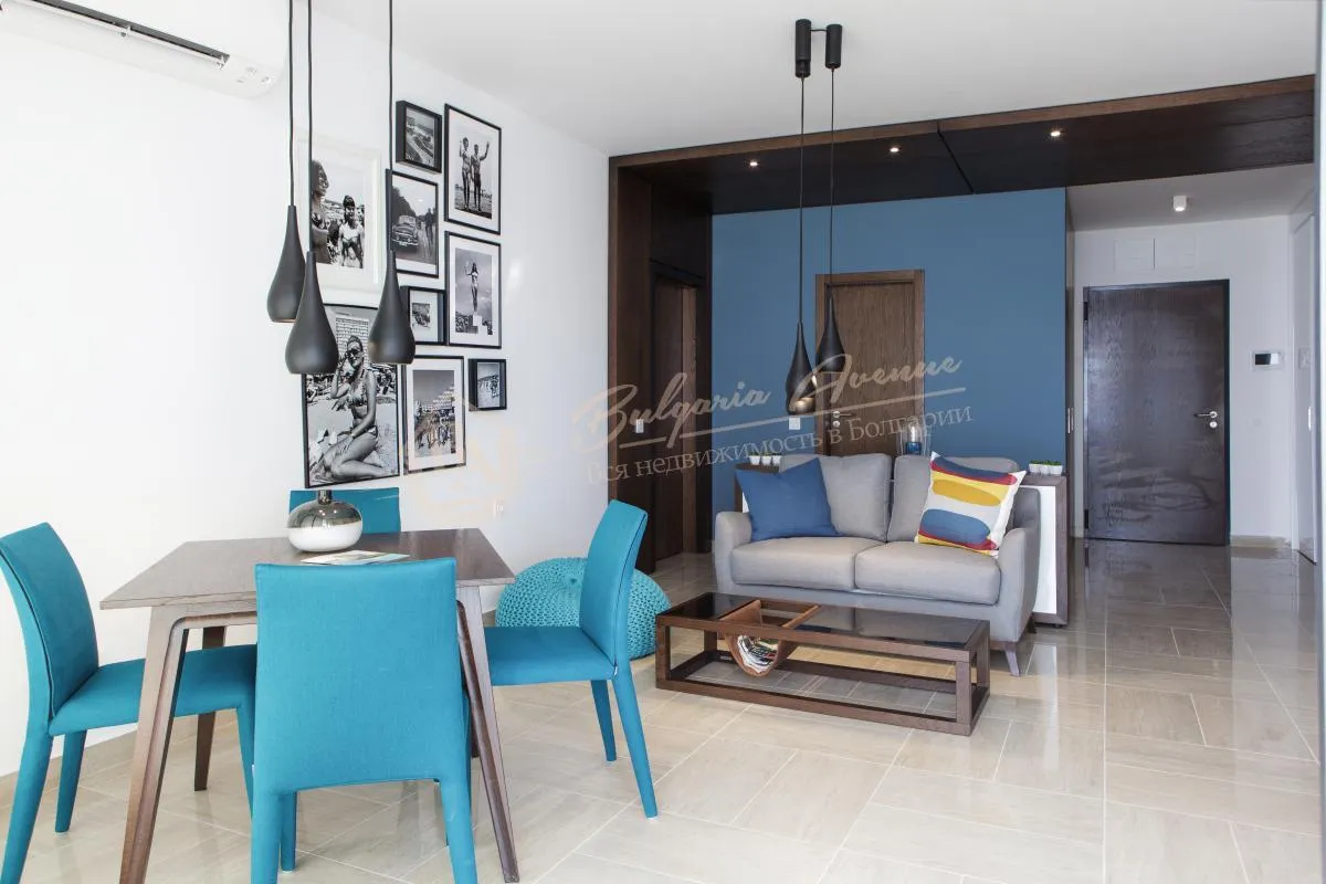 Элитный апартамент на первой линии с панорамным видом на море