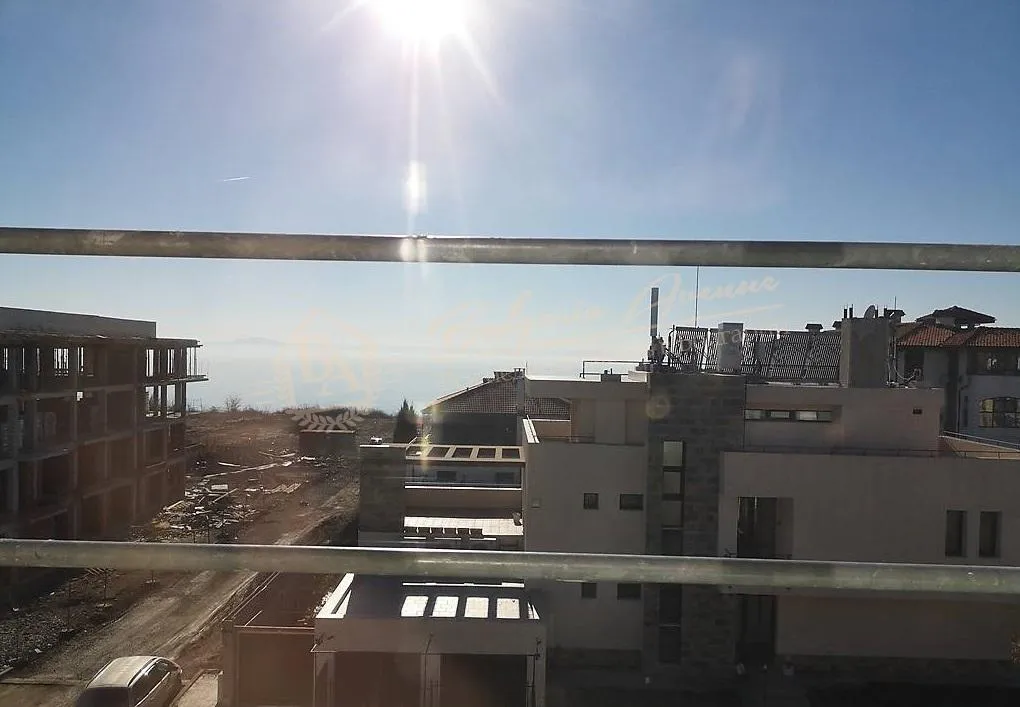 Квартира с 2 спальнями в новом жилом доме в г.Бургас