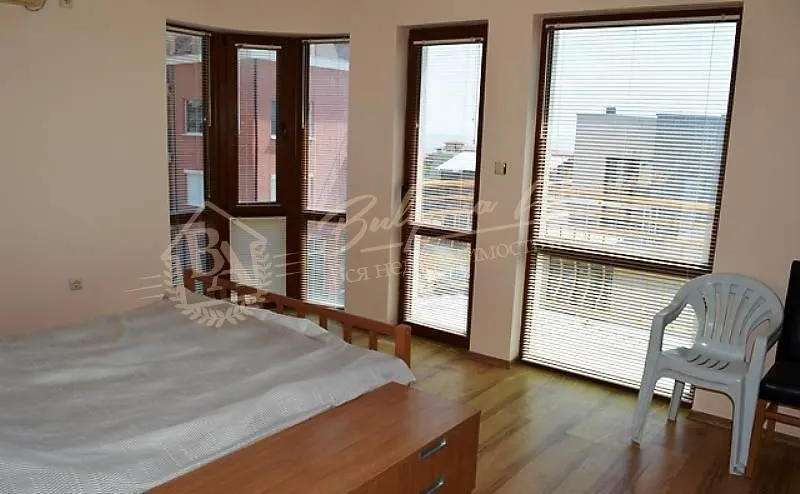 Просторная однокомнатная квартира с видом на море в г.Святой Влас