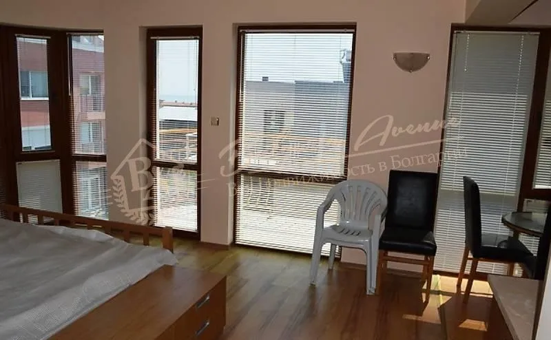 Просторная однокомнатная квартира с видом на море в г.Святой Влас