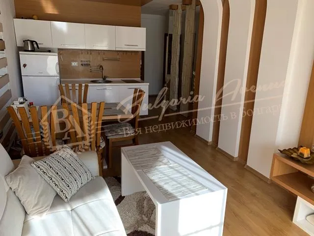 Элитная недвижимость, апартамент с 2 спальнями на Солнечном берегу