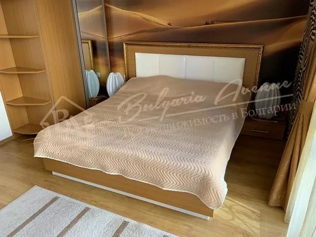 Элитная недвижимость, апартамент с 2 спальнями на Солнечном берегу