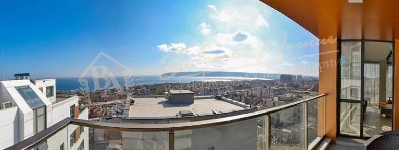 Меблированная трехкомнатная квартира в бутик доме около парка, г.Варна