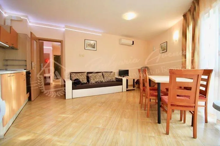 Трехкомнатная квартира с мебелью, к.Солнечный Берег