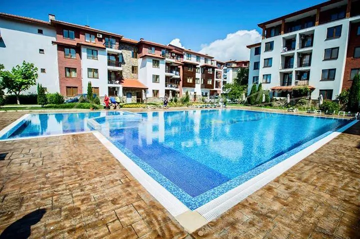 Элитная, просторная студия в комплексе у моря, Равда