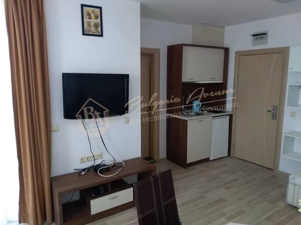 Светлая студия в четырехзвездочном апарт-комплексе, к.Солнечный берег