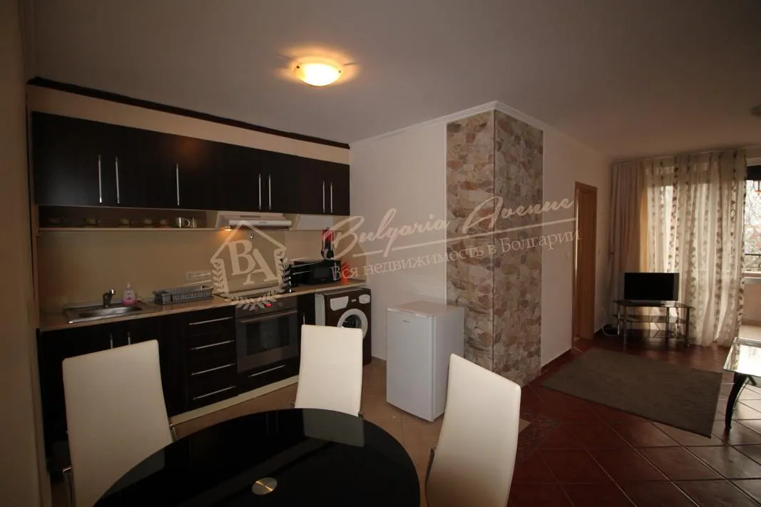 Стильный апартамент с 1 спальней в закрытом комплексе, к.Солнечный Берег