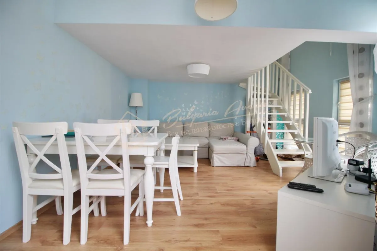 Aпартамент с 2 спальнями в комплексе Месембрия Палас в к.Соленчный Берег