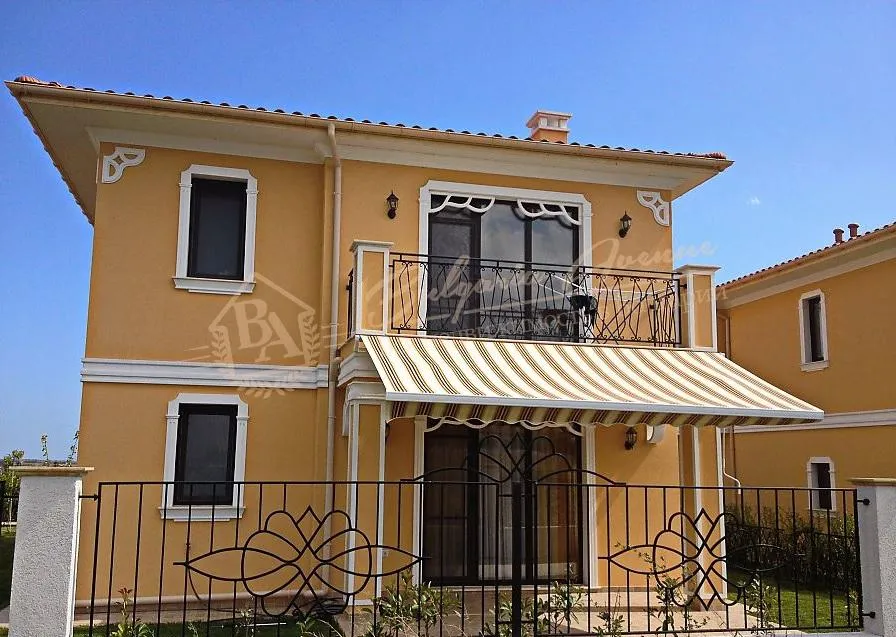 Вилла в закрытом комплексе у моря в обл.Бургас