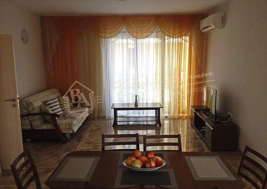 Вилла в закрытом комплексе у моря в обл.Бургас