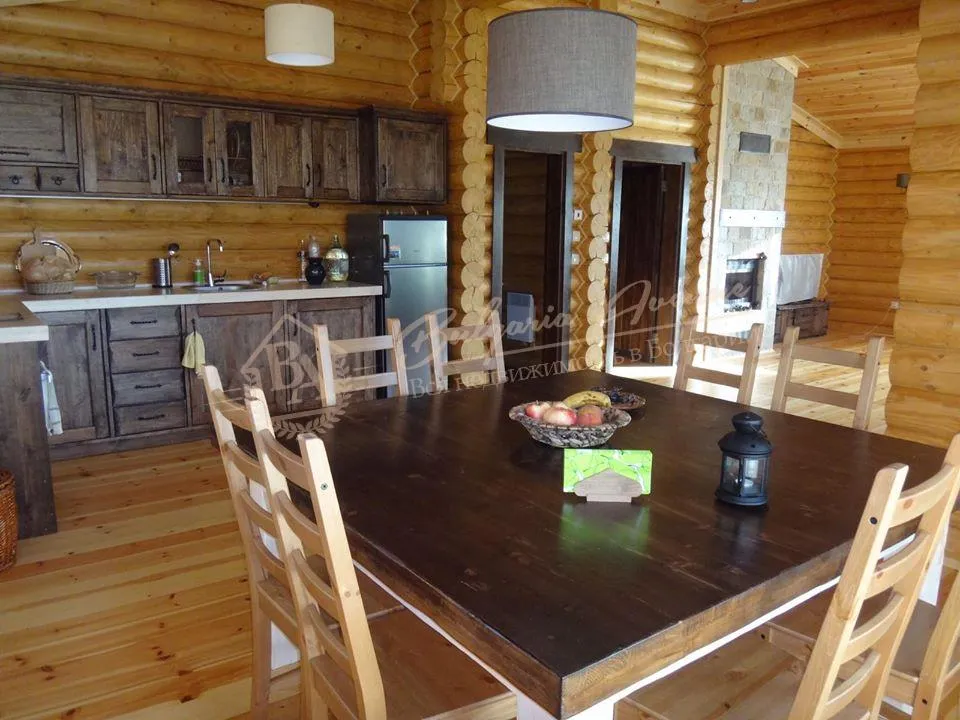 Два меблированных шале в горах в красивой долине Разлог, около Банско