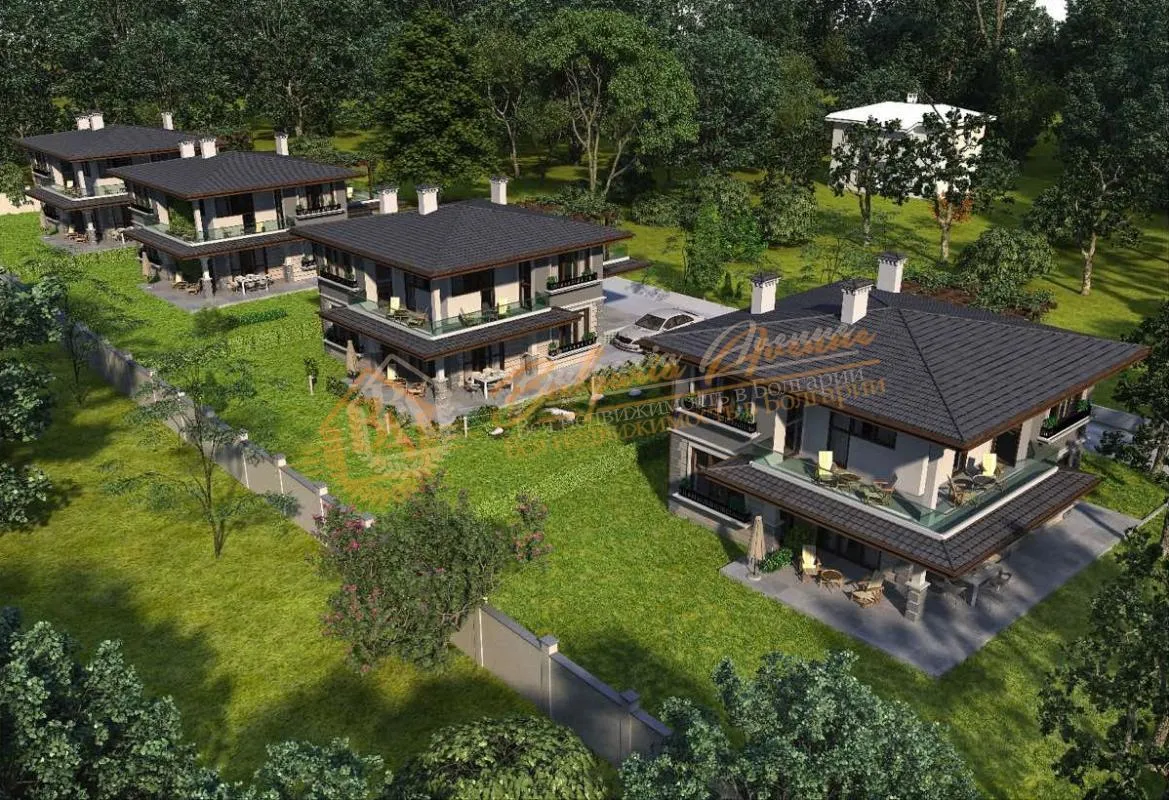 Дом с легким асфальтированным подъездом и земельным участком, г.Варна