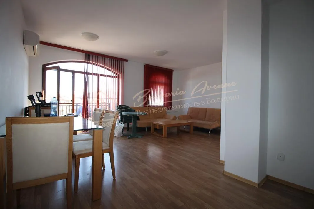 Двухкомнатная квартира в закрытом комплексе с видом на море в Ахелой