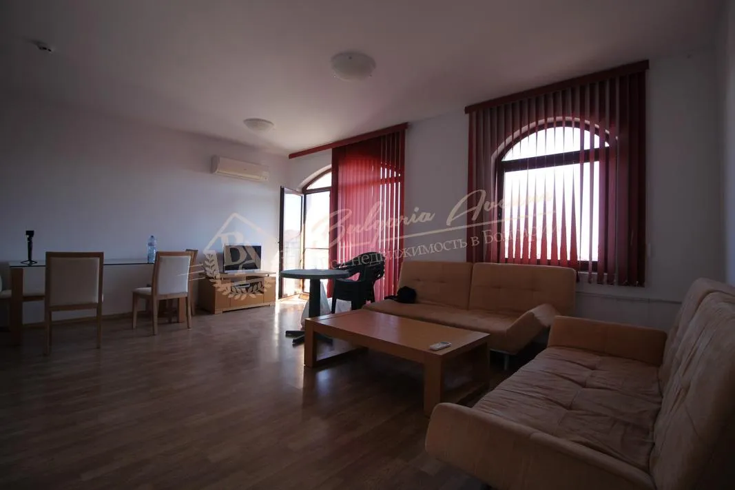 Двухкомнатная квартира в закрытом комплексе с видом на море в Ахелой