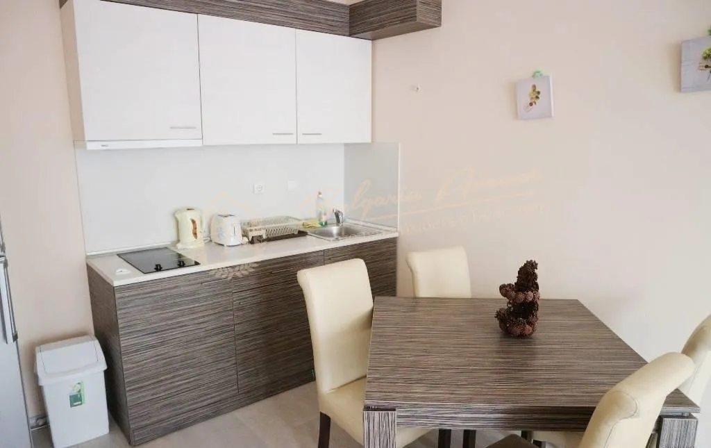 Квартира в стильном и комфортабельном курортном комплексе Солнечный берег