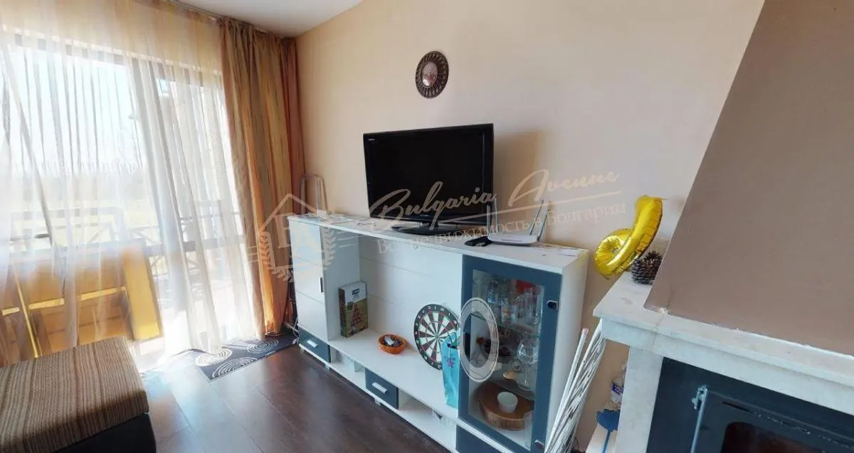 Двухэтажный таунхаус с видом на море в Кошарица