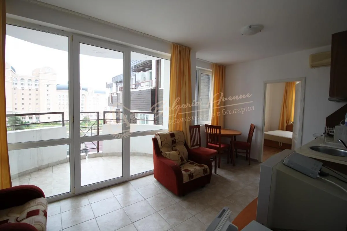 Квартира с одной спальней в комплексе у моря, г.Святой Влас